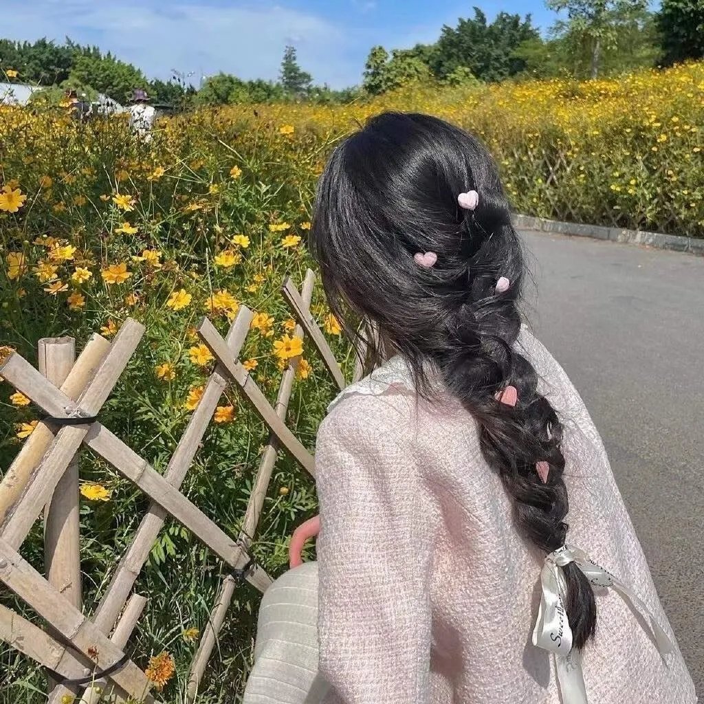 蓬门玉女金龟婿